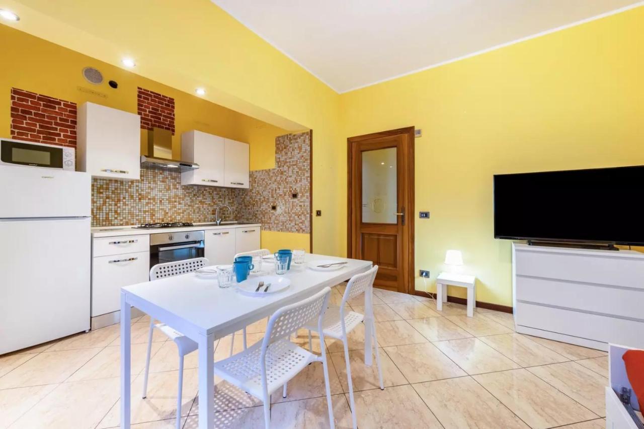 Civico 22 Apartment Peschiera del Garda Luaran gambar