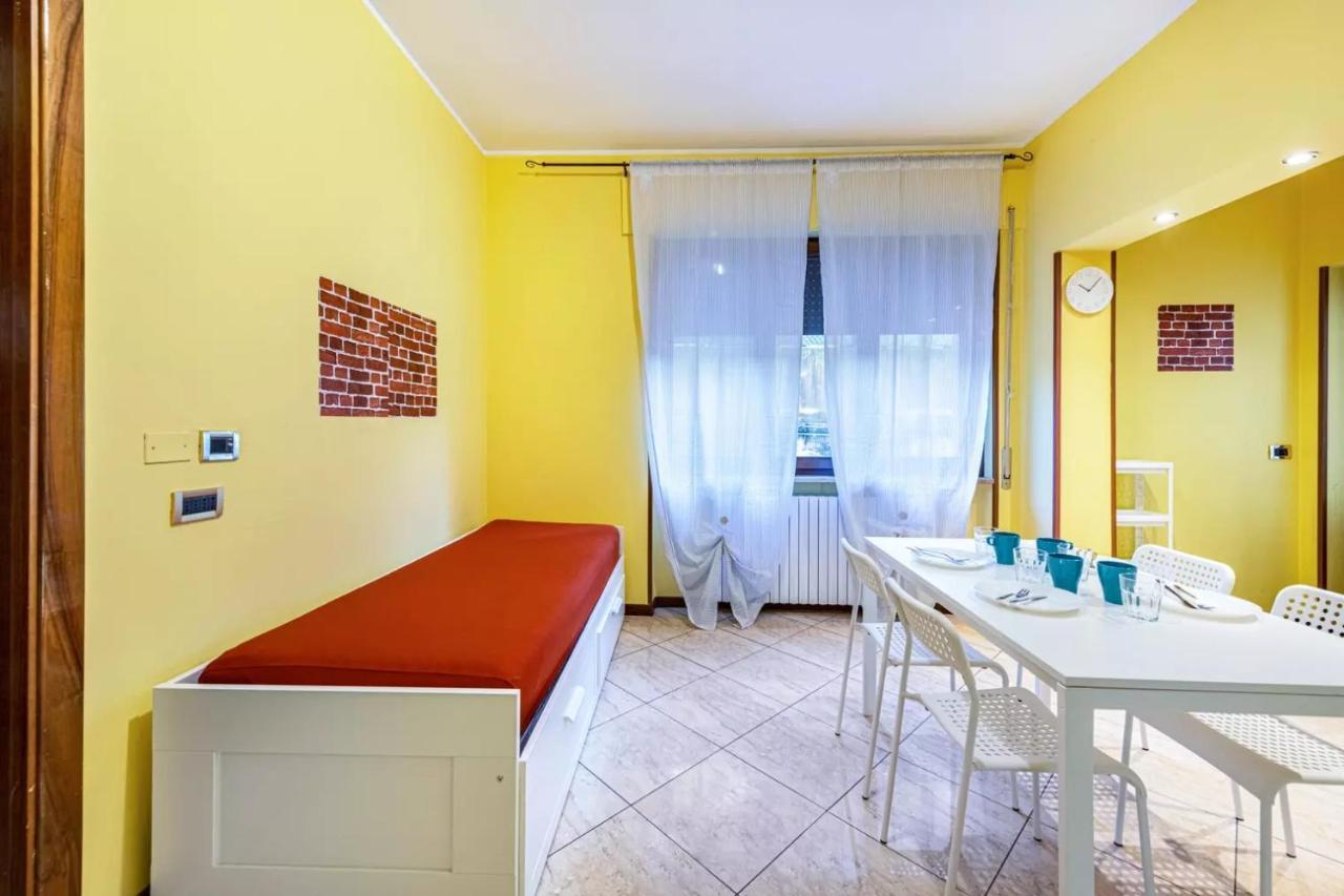 Civico 22 Apartment Peschiera del Garda Luaran gambar