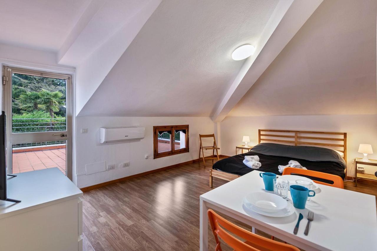 Civico 22 Apartment Peschiera del Garda Luaran gambar
