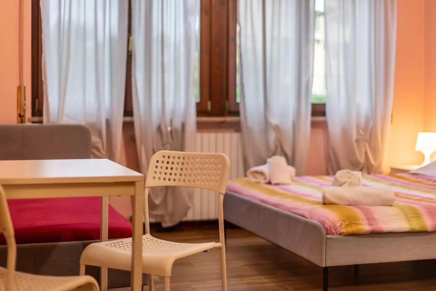 Civico 22 Apartment Peschiera del Garda Luaran gambar